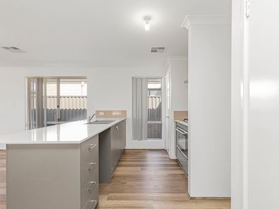37 Tolmer Street, Henley Brook WA 6055