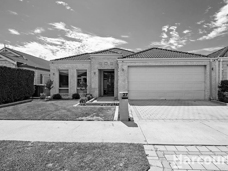 27 Finsbury Drive, Thornlie WA 6108
