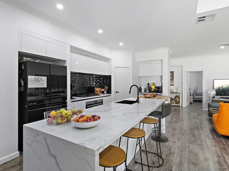 25 Scaddan St, Bassendean