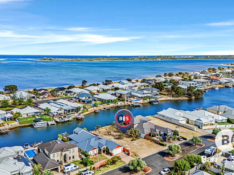 7 Portofino Crescent, Pelican Point WA 6230