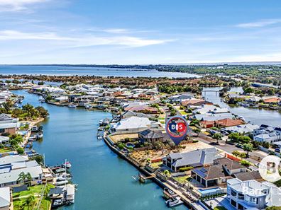 7 Portofino Crescent, Pelican Point WA 6230