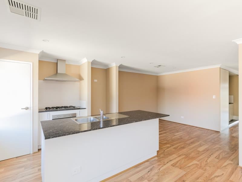 136 Pleasantview Parade, Baldivis