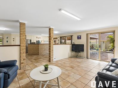 7 Ursa Place, Kingsley WA 6026