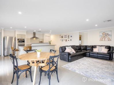 4 Torquay Lane, High Wycombe WA 6057