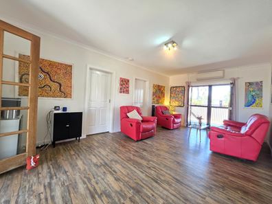 9 Richards Street, Carnarvon WA 6701