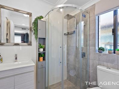 234 Bartram Road, Atwell WA 6164