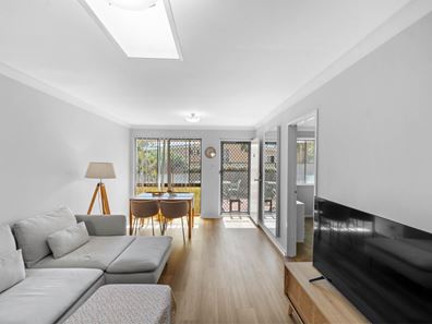 6/2 Edgehill Street, Scarborough WA 6019