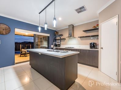 18 Frangista Road, Butler WA 6036