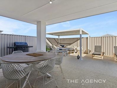 22 Eminence Street, Sinagra WA 6065