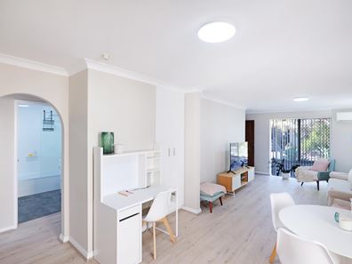 1/22 Calais Road, Scarborough WA 6019