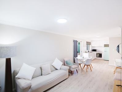 1/22 Calais Road, Scarborough WA 6019