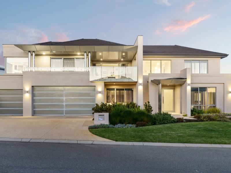 33 Fontelina Parade, Iluka