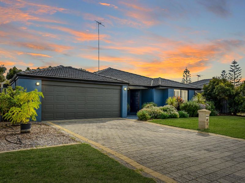 8 Bethel Corner, Halls Head WA 6210