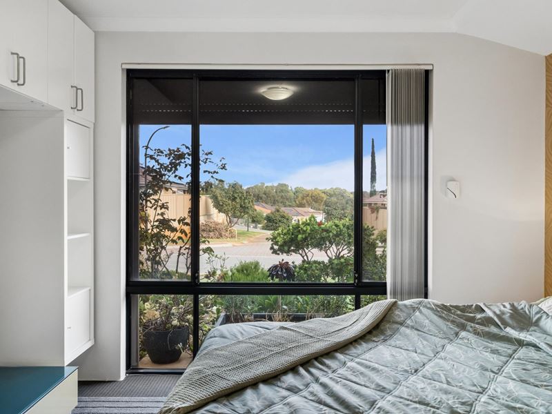 89 Cheltenham Loop, Bertram