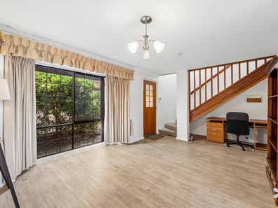 10/15 Norton Street, South Perth WA 6151