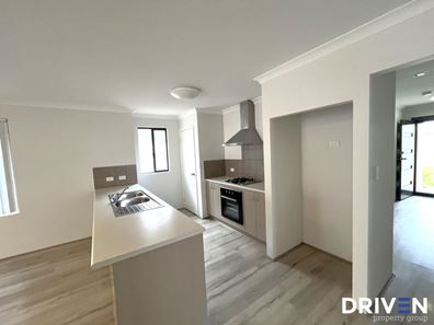60 Cumbine Loop, Martin WA 6110
