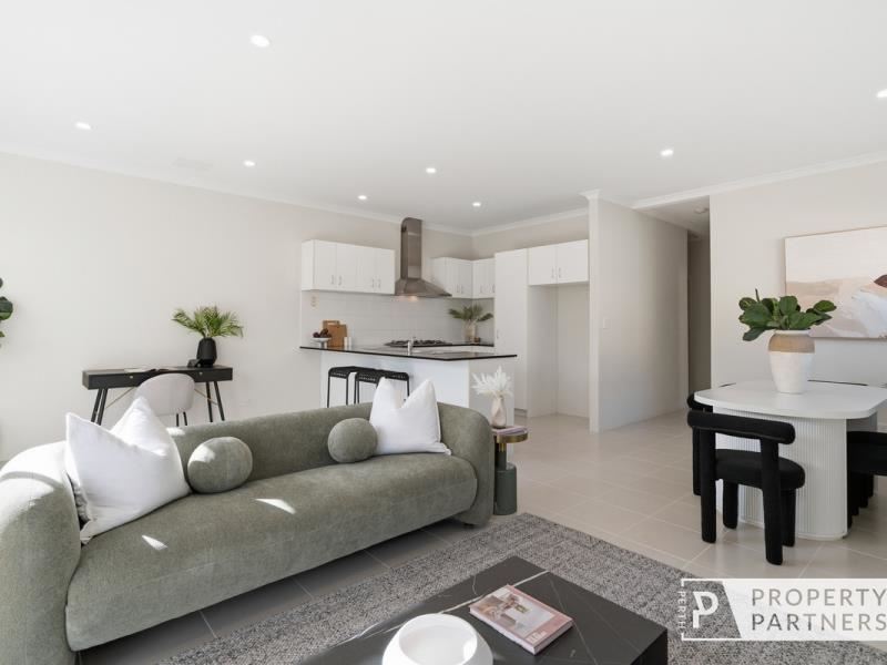 21 Doncaster Grange, Butler WA 6036