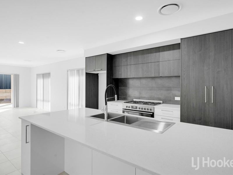 23 Kookaburra Street, Eglinton WA 6034