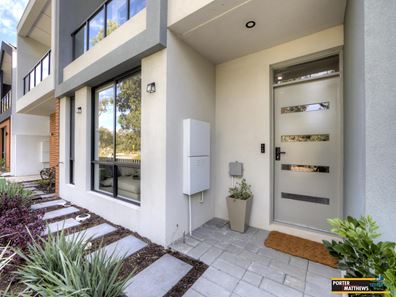 104 Ashgrove Entrance, Bushmead WA 6055
