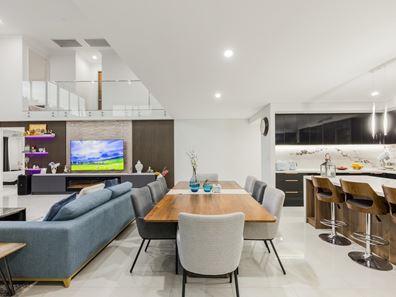 7 Spotless Close, Canning Vale WA 6155