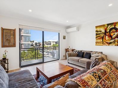 8/10 Marina Drive, Ascot WA 6104