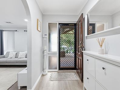 70 Glyde Road, Lesmurdie WA 6076