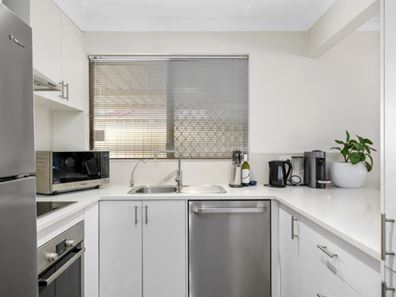 8/96 Tribute Street, Shelley WA 6148