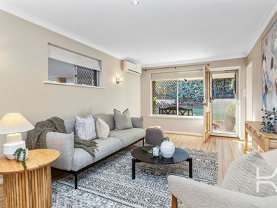1/100 Aurelian Street, Palmyra WA 6157