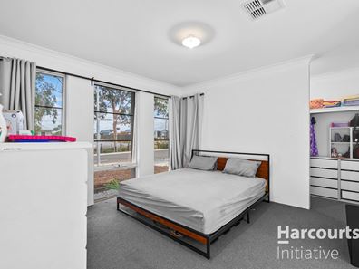 8 Redmires Road, Aveley WA 6069
