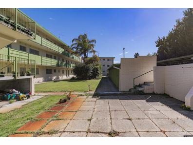 15/54 Christmas Avenue, Orelia WA 6167