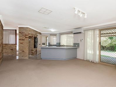 15 Bermuda Drive, Ballajura WA 6066
