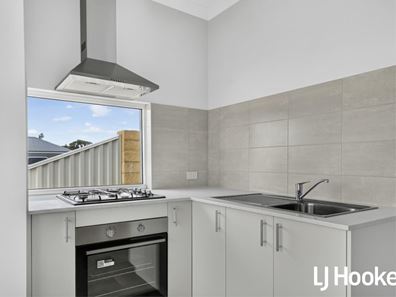 21A Azzurra Loop, Two Rocks WA 6037