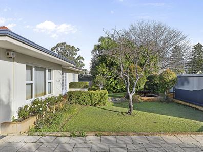 26 Webb Street, Rossmoyne WA 6148