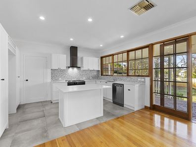 26 Webb Street, Rossmoyne WA 6148