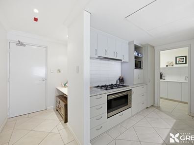 21/1 Breakwater Parade, Mandurah WA 6210