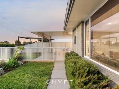 299 Camberwarra  Drive, Craigie WA 6025