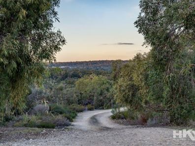 162 Rosewood Drive, Chittering WA 6084