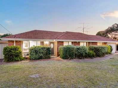 21 DARWIN CRESCENT, Morley WA 6062