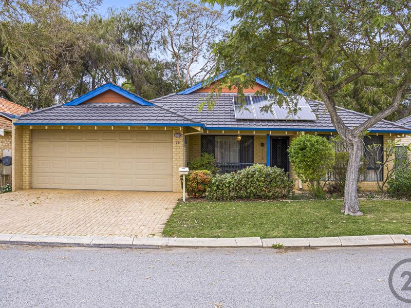 27 Lemongrass Way, Falcon