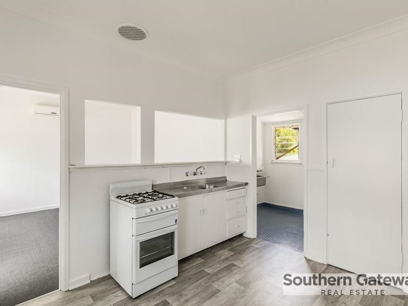 46 Clint Way, Calista WA 6167