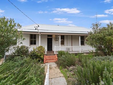 8 Arnold Street, Northam WA 6401