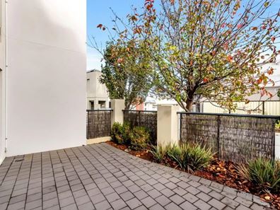 14 Redfern Bend, Clarkson WA 6030