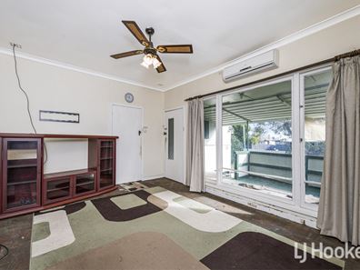 18 Jinda Road, Koongamia WA 6056
