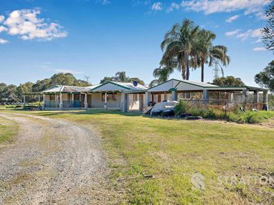 55 Mustang Road, Champion Lakes WA 6111