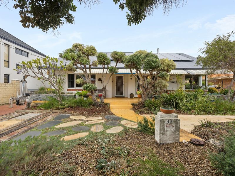 32 Saunders Street, North Beach WA 6020