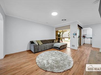28/52 Aussat Drive, Kiara WA 6054
