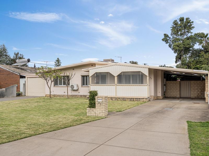 23 Dural Way, Armadale WA 6112