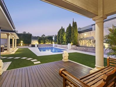 32 Norbury Crescent, City Beach WA 6015