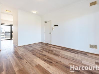 22/1 Shoveler Terrace, Joondalup WA 6027