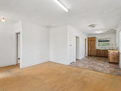 28 Wendron Street, Cloverdale WA 6105
